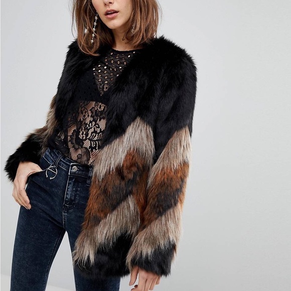 ISO ASOS Stradivarius Zig Zag Stripe Faux Fur Jacket Coat - Picture 3 of 7